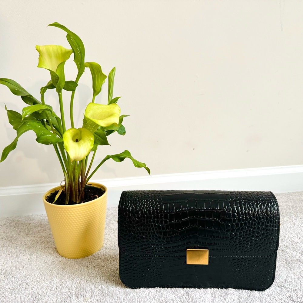 THE CURATED - CLASSIC SHOULDER BAG - BLACK MOCK PRINT